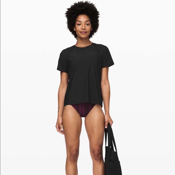 lululemon athletica Other - Black Sun Shelter Rash Guard Short Sleeve Shirt